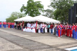 Masiva asistencia en la Plaza Bolívar para celebrar Día del Deporte