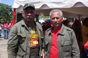 Luís Gámez junto a Eglier Yánez, representantes del partido Unidad Popular Venezolana (UPV).
